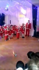 Allumer des feux d'artifice dans une salle des fêtes : mauvaise idée