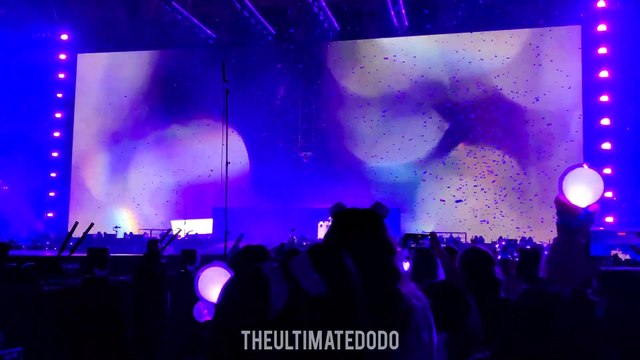 Life Goes On Fancam BTS Permission to Dance PTD in LA Concert Live