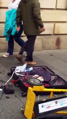 159. STREET MUSIC .TECHNIQUE MUSICALE EIDUNBURGH ( FETE DE LA MUSIC AOUT 2016 ECOSSE )