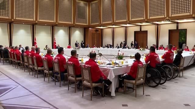 Cumhurbaşkanı Erdoğan, paralimpik oyunlarda madalya kazanan sporcuları kabul etti