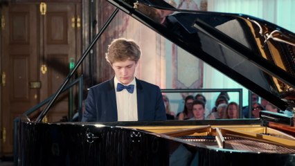 Jan Lisiecki - Mozart: 12 Variations in C Major on "Ah, vous dirai-je Maman", K. 265/300e: Theme