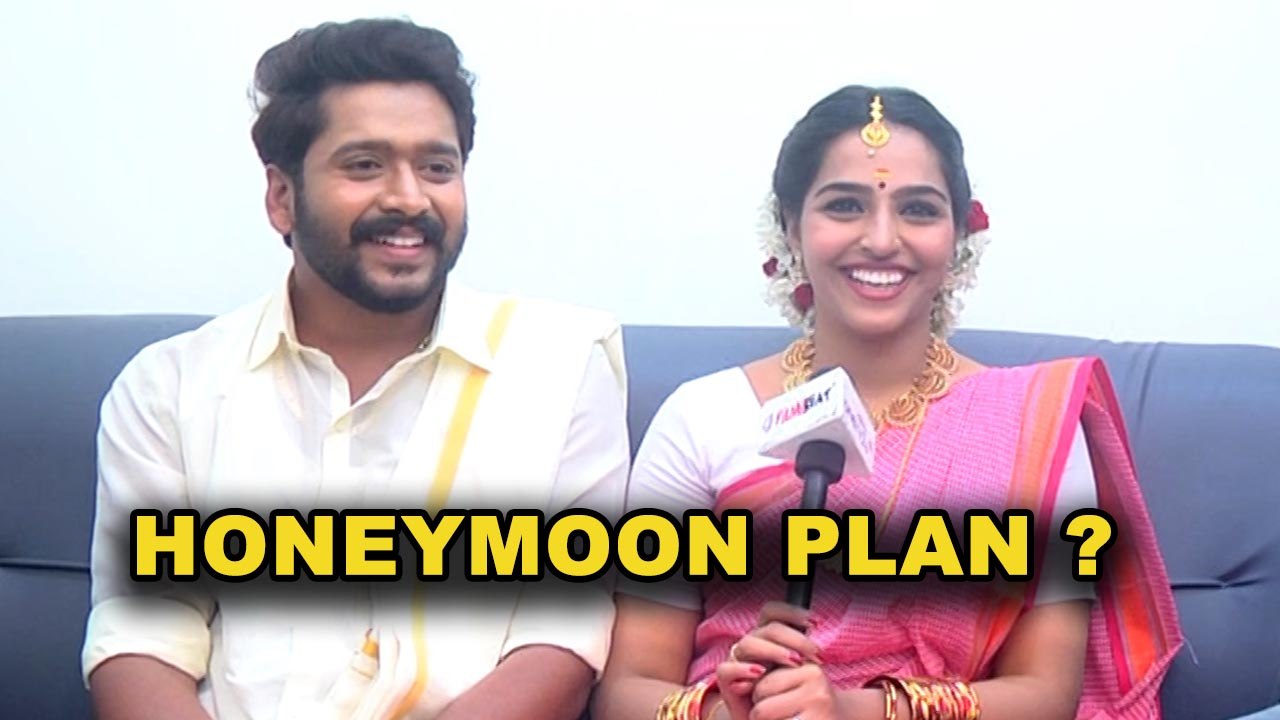 Amman Serial Amaljith இன்னும் Pavithra வை  Propose பண்ல !! | Filmibeat Tamil