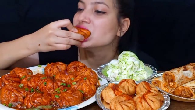 Asmr Eating Chilli Momo, Fried Momo, Malai Chaap Roll, Paneer Roll, Veg Roll Momo Eating Challenge Foodie JD