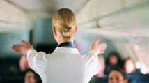 Cette hôtesse de l’air révèle la question la plus stupide posée par des passagers