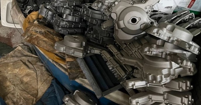 Padova - Ricambi per moto rubati e rivenduti online: sequestri per 100mila euro (03.12.21)