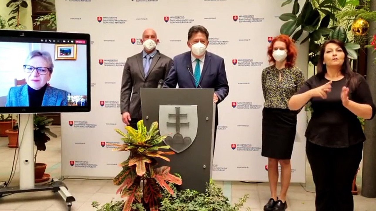 ZÁZNAM: Úvery pre obnovu rodinných domov majú byť dostupnejšie
