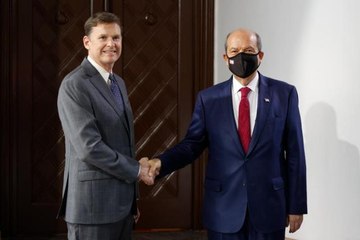 KKTC Cumhurbaşkanı Tatar, BM'nin yeni Kıbrıs Özel Temsilcisi Stewart'ı kabul etti