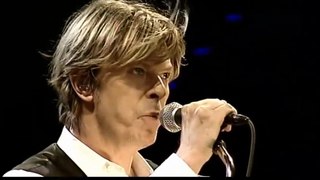 David Bowie - Hallo Spaceboy (2002 Live)