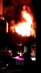 مراسلة رؤيا: انفجار بمخزن سلاح في مخيم برج الشمالي جنوب لبنان