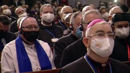 Migrants : à Chypre le pape François dénonce l'esclavage et des tortures