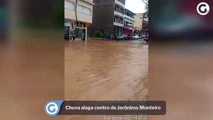 Chuva alaga centro de Jerônimo Monteiro
