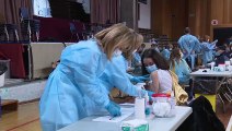 Londres veut vacciner tous les adultes d'ici fin janvier, Paris pense à vacciner les enfants