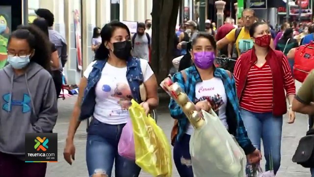 tn7-ticos invierten parte del aguinaldo en ropa, alimentos y marchamo-031221