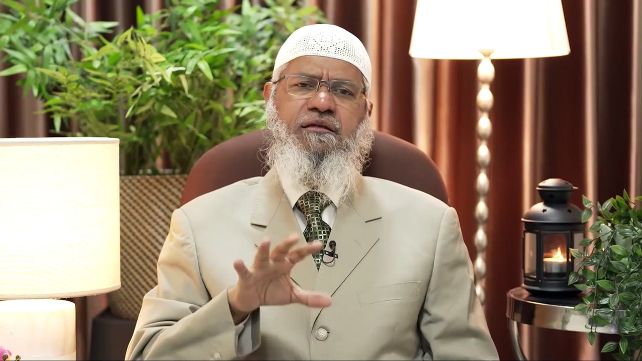 can a muslim male become gynecologist  Dr Zakir naik
