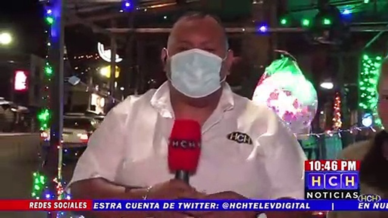 Comerciantes ofrecen gran variedad de luces navideñas en la capital