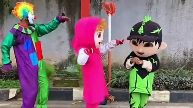 Badut Lucu cantik Joget Selamat Ulang Tahun