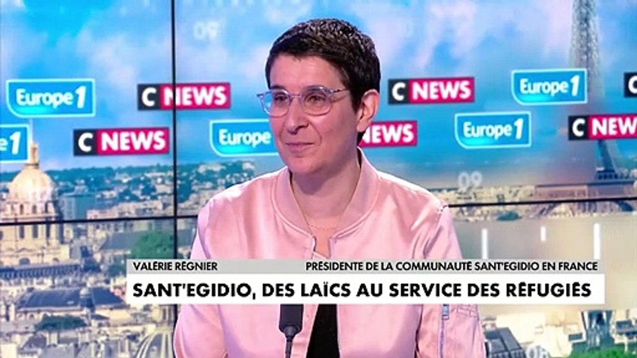 Pape à Lesbos : "Faire passer un message sur l'accueil des migrants et de fraternité"