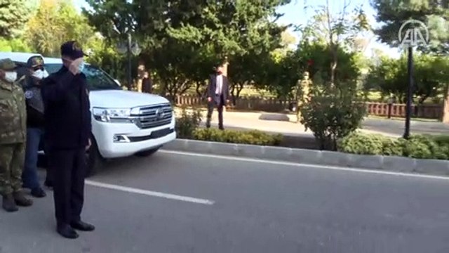 Milli Savunma Bakanı Akar, Suriye sınır hattında incelemelerde bulundu