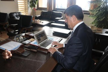 Erzincan Belediye Başkanı Aksun, AA'nın "Yılın Fotoğrafları" oylamasına katıldı