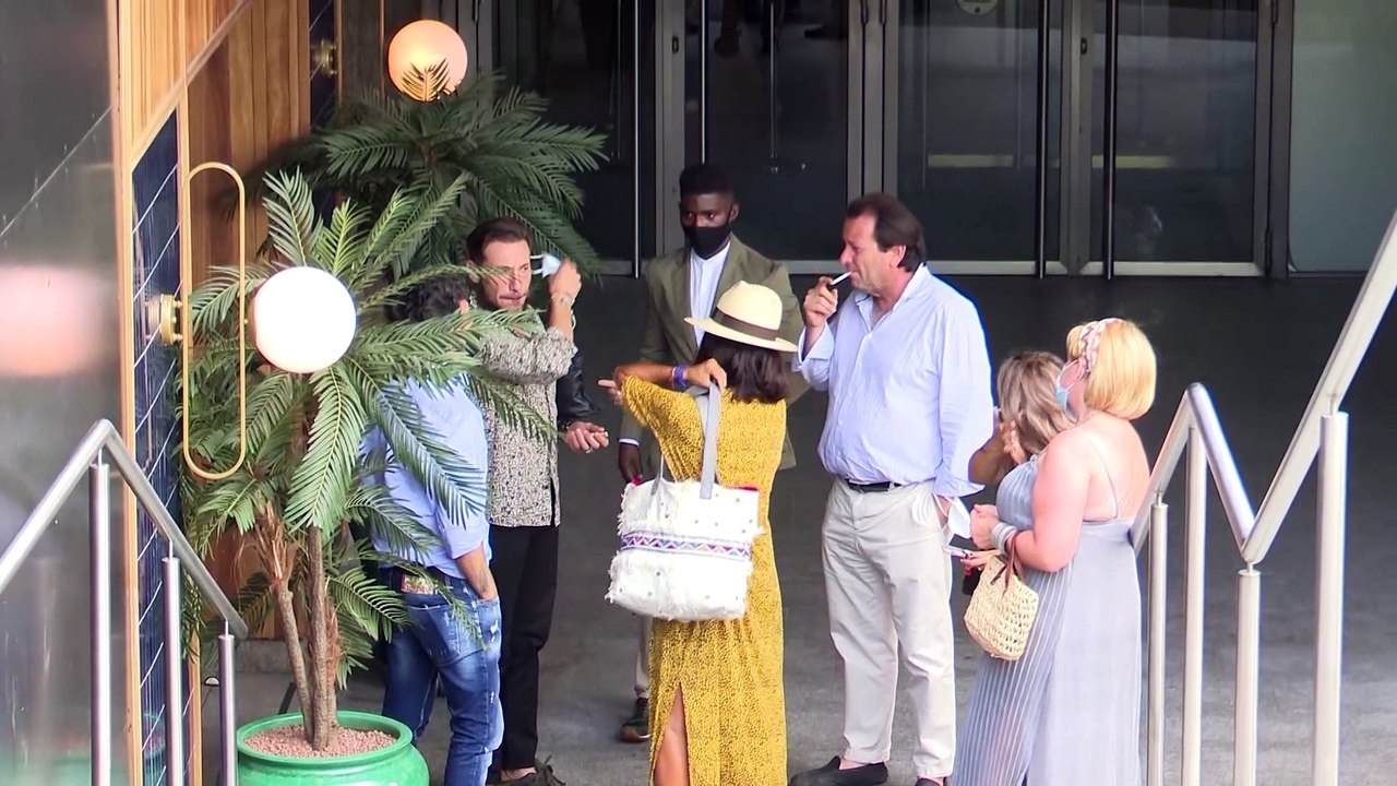 Carlos Alba asegura que Olga y Antonio David "están súper enamorados"