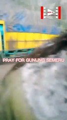 GUNUNG SEMERU MELETUS