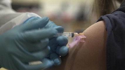 "기존 부스터샷, 오미크론에 교차보호"...美, 위중증 예방효과 강조 / YTN