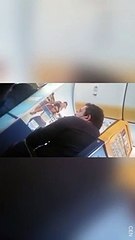 Airline passenger films gap in plane door mind-flight
