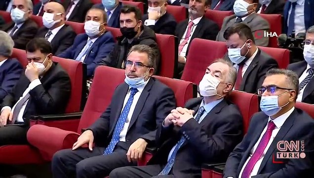 “Diyanet İşleri Başkanlığı’nın gündelik tartışmaların içine çekilmesi, son derece yanlıştır, son derece üzücüdür”