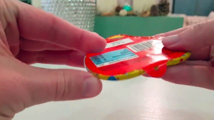 Kinder & Love Happy New Year Chocolate Opening