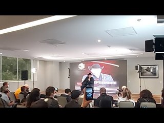 Julión Álvarez | Conferencia De Prensa #Incomparable
