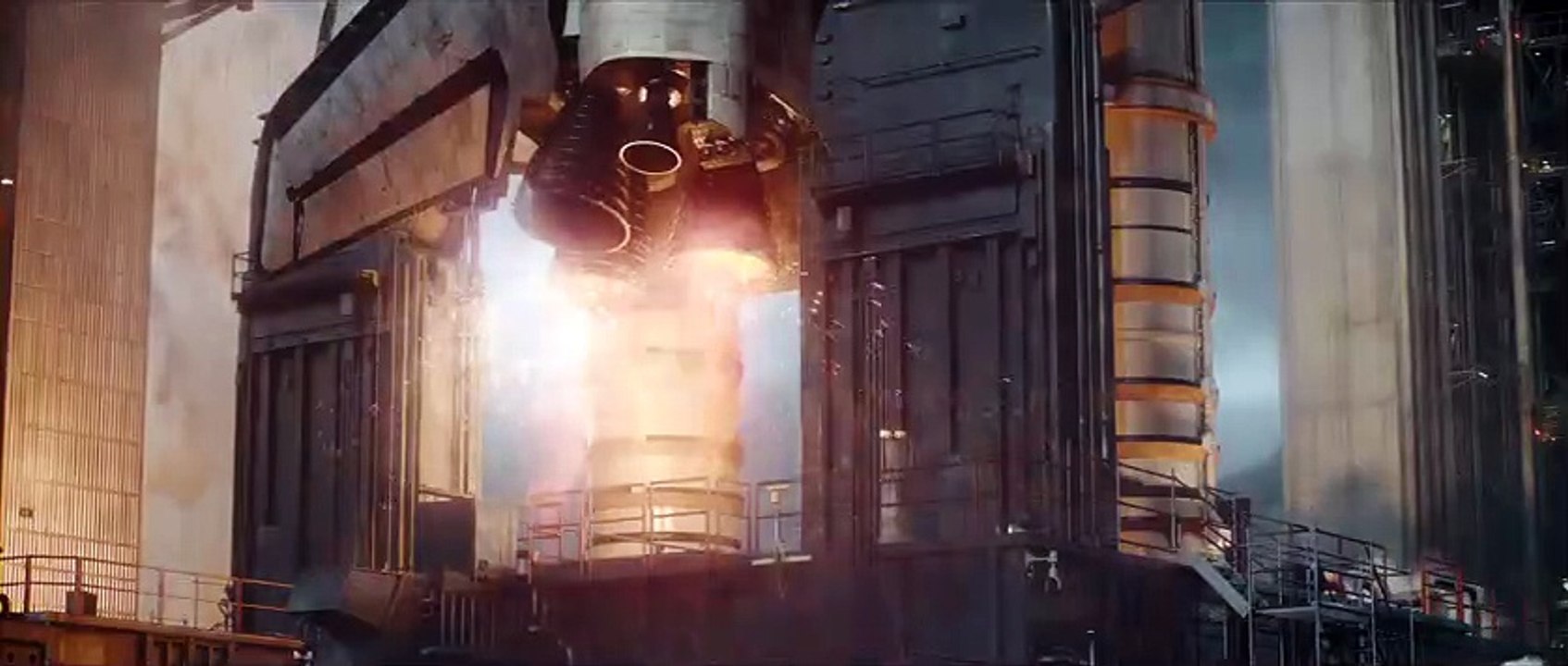 Moonfall (2022) Official Trailer