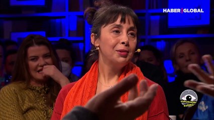 Okan Bayülgen: Kariyerim Müjdat Gezen Sayesinde Başladı