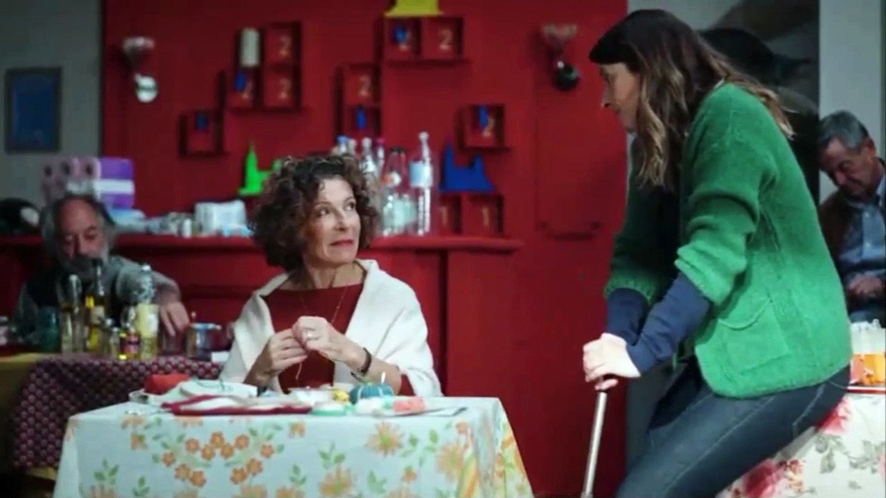 Plus belle la vie - Luna découvre que l'argent a été volé