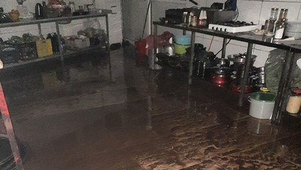 Marmaris'te çok sayıda mahalleyi sel bastı