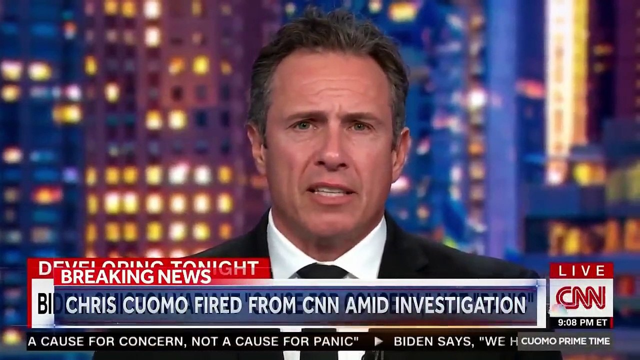 CNN a licencié cette nuit son présentateur vedette Chris Cuomo impliqué dans la défense de son frère, ancien gouverneur de New York Andrew Cuomo, face à des accusations d'agressions sexuelles