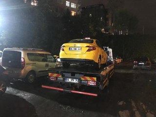 YOLCUYA "GEL SEN SÜR" DİYEN TAKSİ SÜRÜCÜSÜNE BİN 339 LİRA PARA CEZA