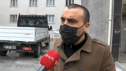 ESENYURT'TA BIÇAK ÇEKTİĞİ MOTOKURYENİN BURNUNU KIRDI