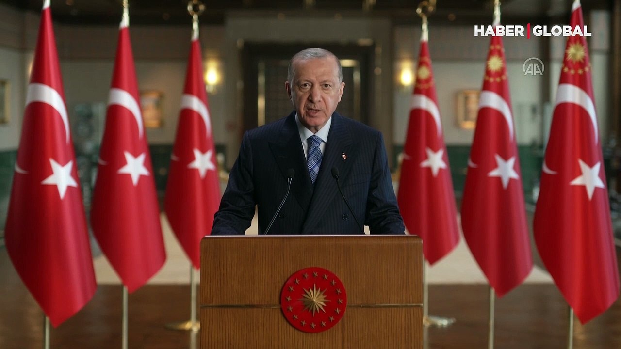 Cumhurbaşkanı Erdoğan'dan 'Kadın Hakları Günü' mesajı: Kadının temsili AK Parti döneminde yükseldi