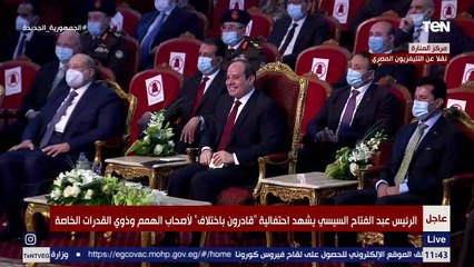 ما تهربش من السؤال.. موقف طريف من الطفل مهند مع الفنان مصطفى شعبان يضحك السيسي والحضور