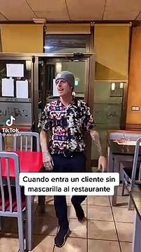 El vídeo que demuestra lo ridículo de algunas medidas...