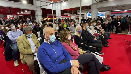 Più libri più liberi, il botanico Mancuso: "Piantare mille miliardi di alberi non è impossibile"