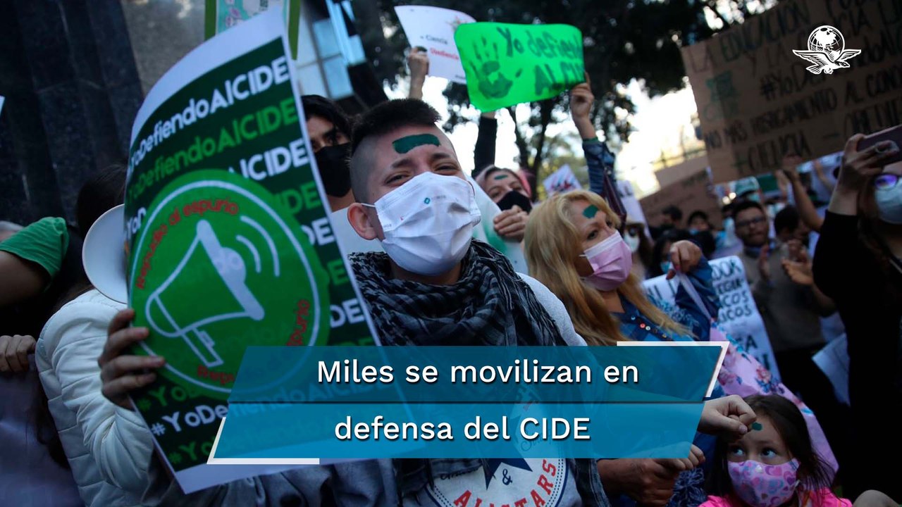 Marchan al Conacyt para defender al CIDE