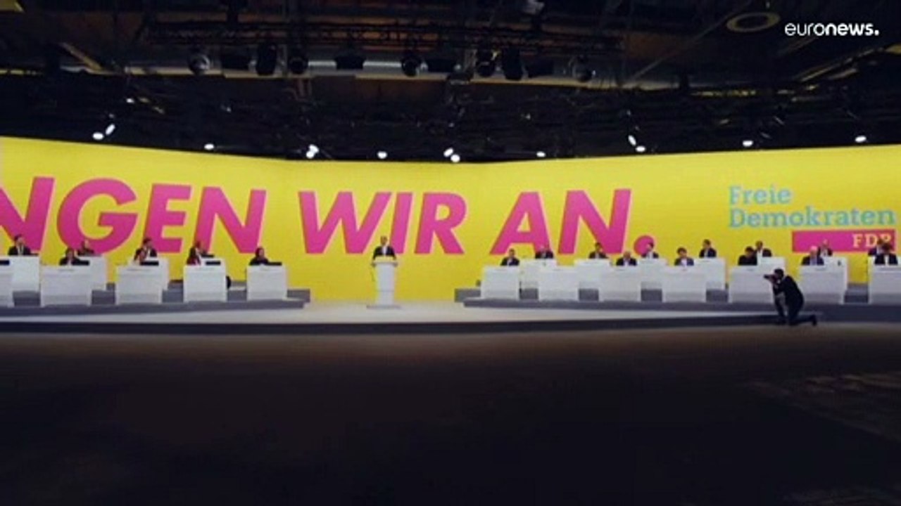 FDP stimmt Ampel-Koalitionsvertrag zu