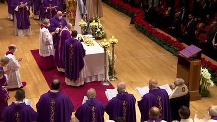 El papa Francisco llama a superar la "indiferencia y el desprecio" hacia los migrantes