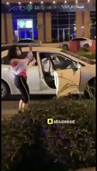 فتاة ترقص وسط شوارع الرياض تثير الغضب