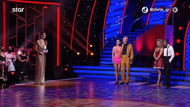 DWTS: Η αποχώρηση που δεν περίμενε κανείς - Φανερά συγκινημένη η Βίκυ Καγιά (video)