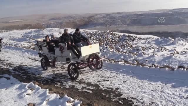 Ani Ören Yeri'nde elektrikli fayton hizmet vermeye başladı