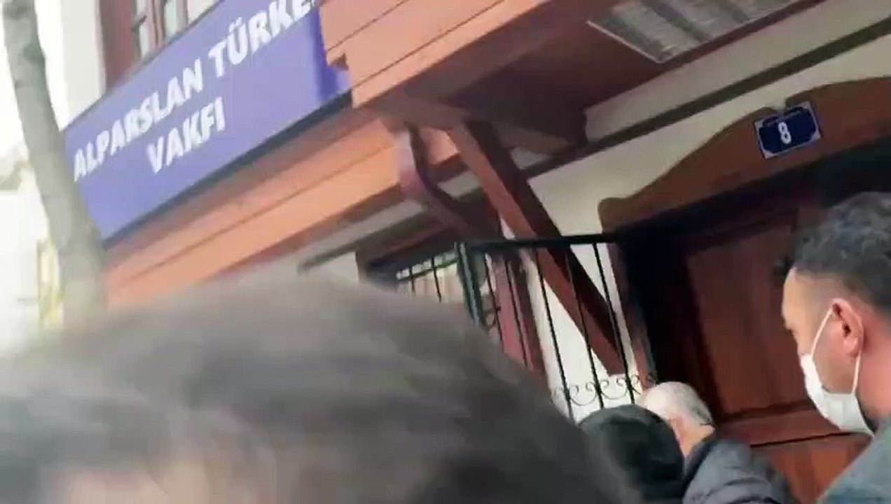 MHP Ankara İl Başkanı, Alparslan Türkeş Vakfı'nı bastı: 'Bunun hesabını soracağız'