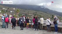 شاهد: تدفق السياح على جزيرة لا بالما لمشاهدة بركان كومبري فييخا