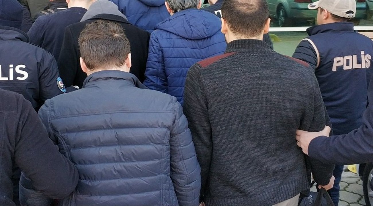 FETÖ’nün askeri yapılanmasına operasyon: 24 gözaltı